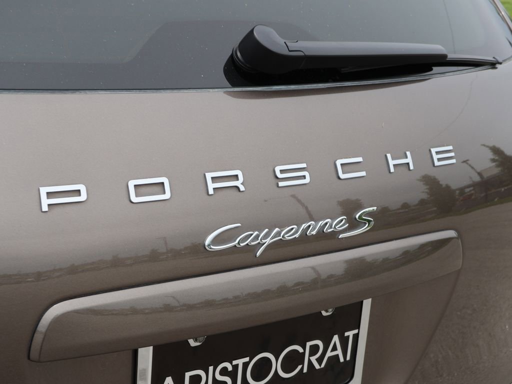 Used 2013 Porsche Cayenne S AWD/4WD image 8