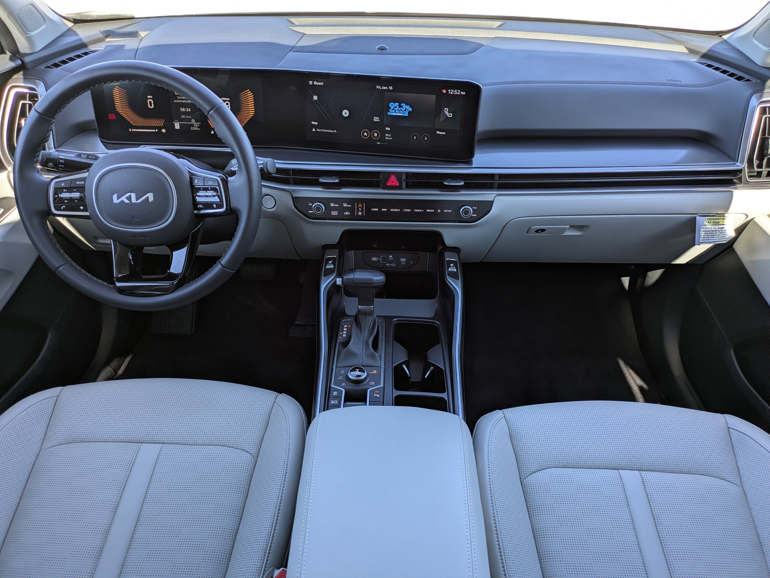 Certified 2025 Kia Sorento S image 20