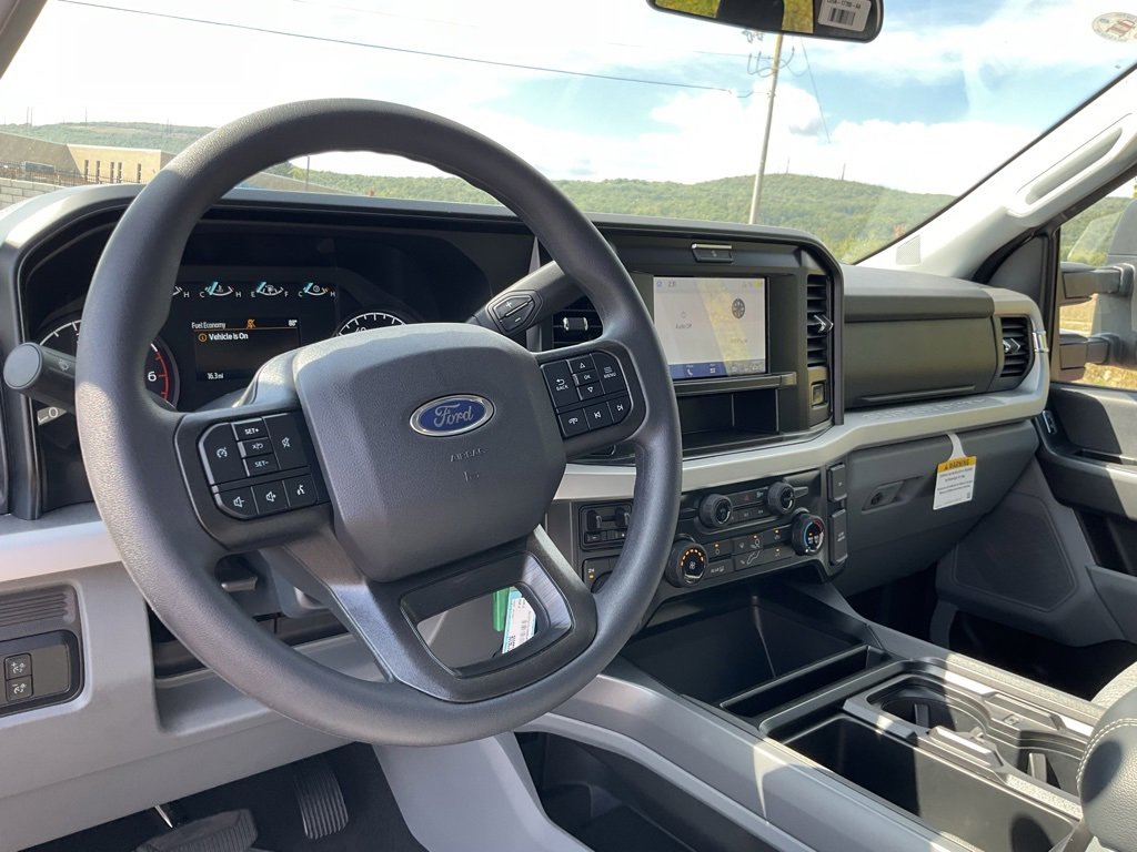 New 2026 Ford F350 XLT image 7