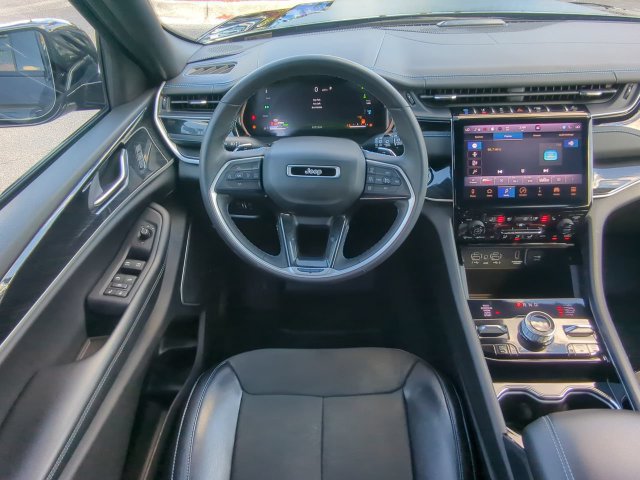 Used 2022 Jeep Grand Cherokee Trailhawk AWD/4WD image 18