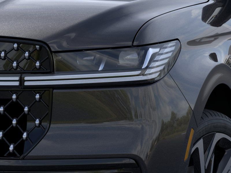 New 2026 Lincoln Navigator L Black Label AWD/4WD image 18