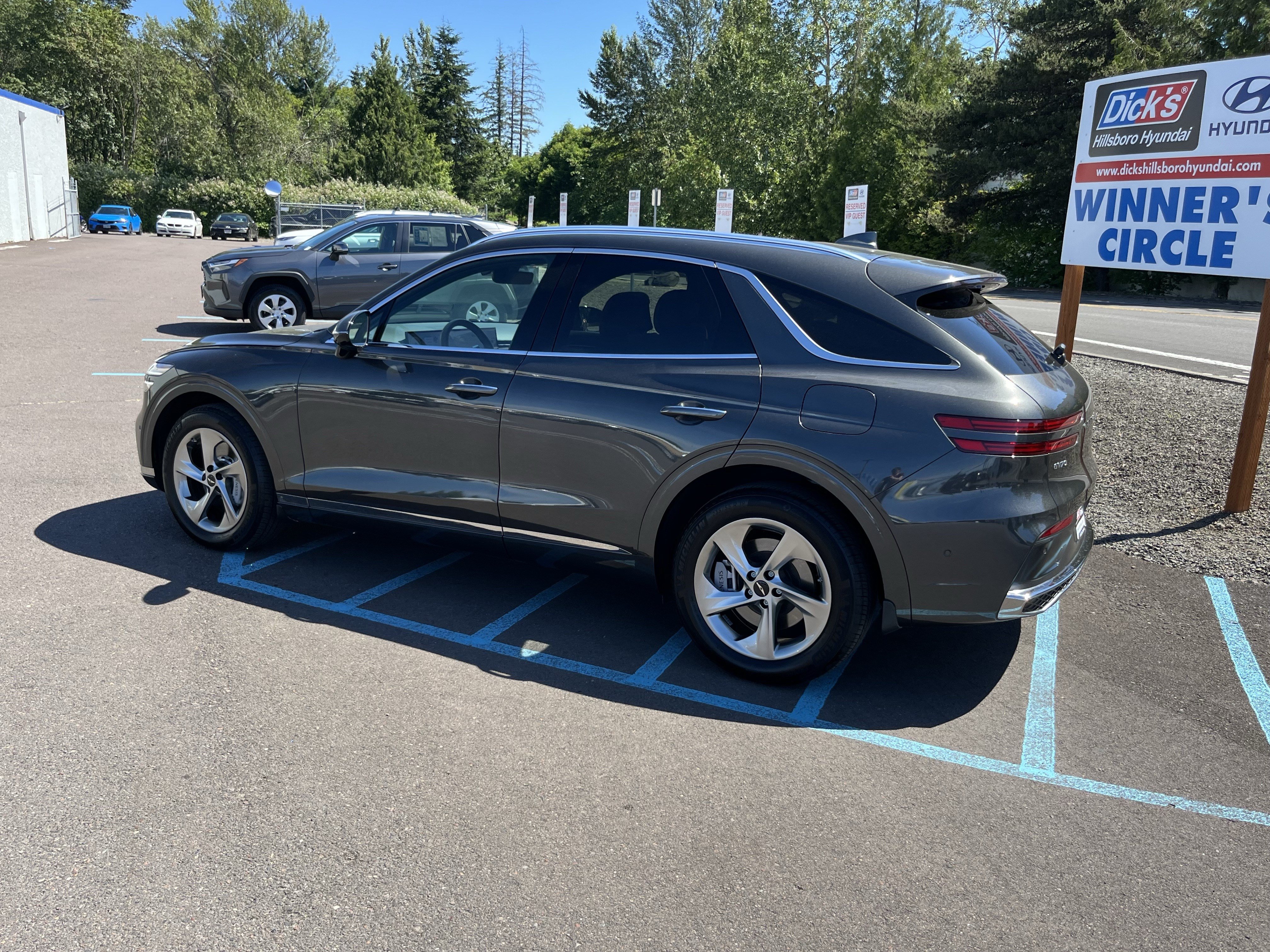 Used 2026 Genesis GV70 2.5T Advanced AWD/4WD image 3