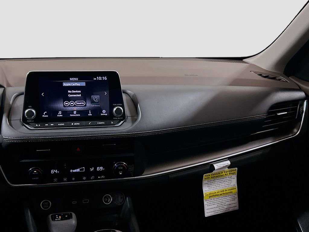 Used 2023 Nissan Rogue SV FWD image 19