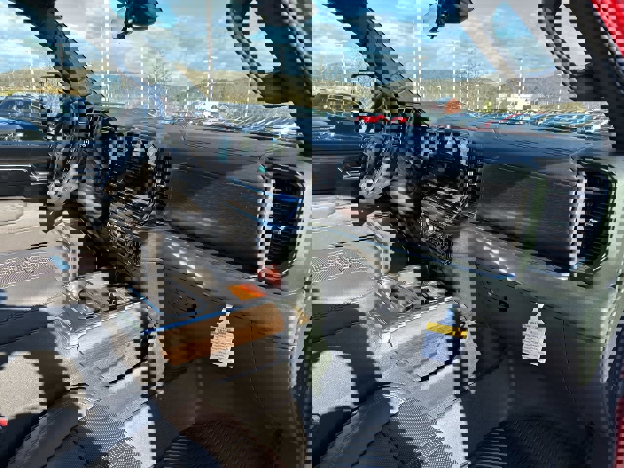 New 2026 Chevrolet Silverado 2500 High Country w/ Technology Package image 17