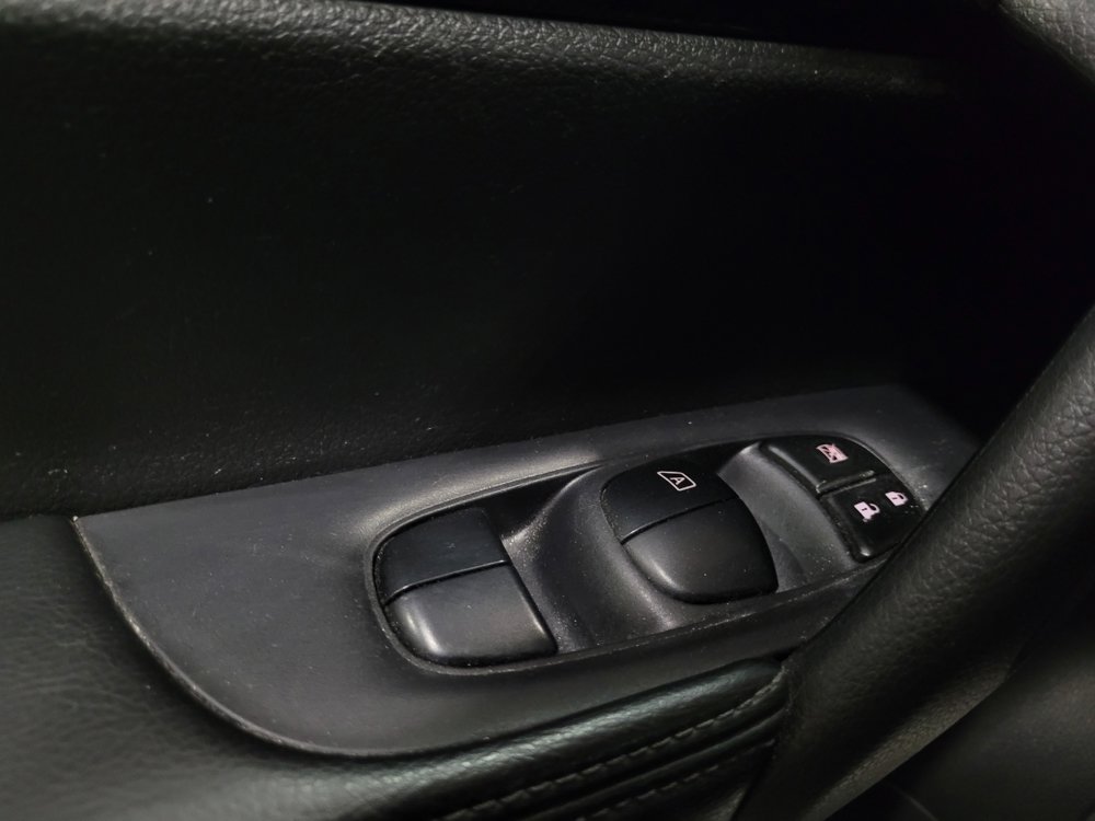 Used 2015 Nissan Rogue SL w/ SL Premium Package AWD/4WD image 27