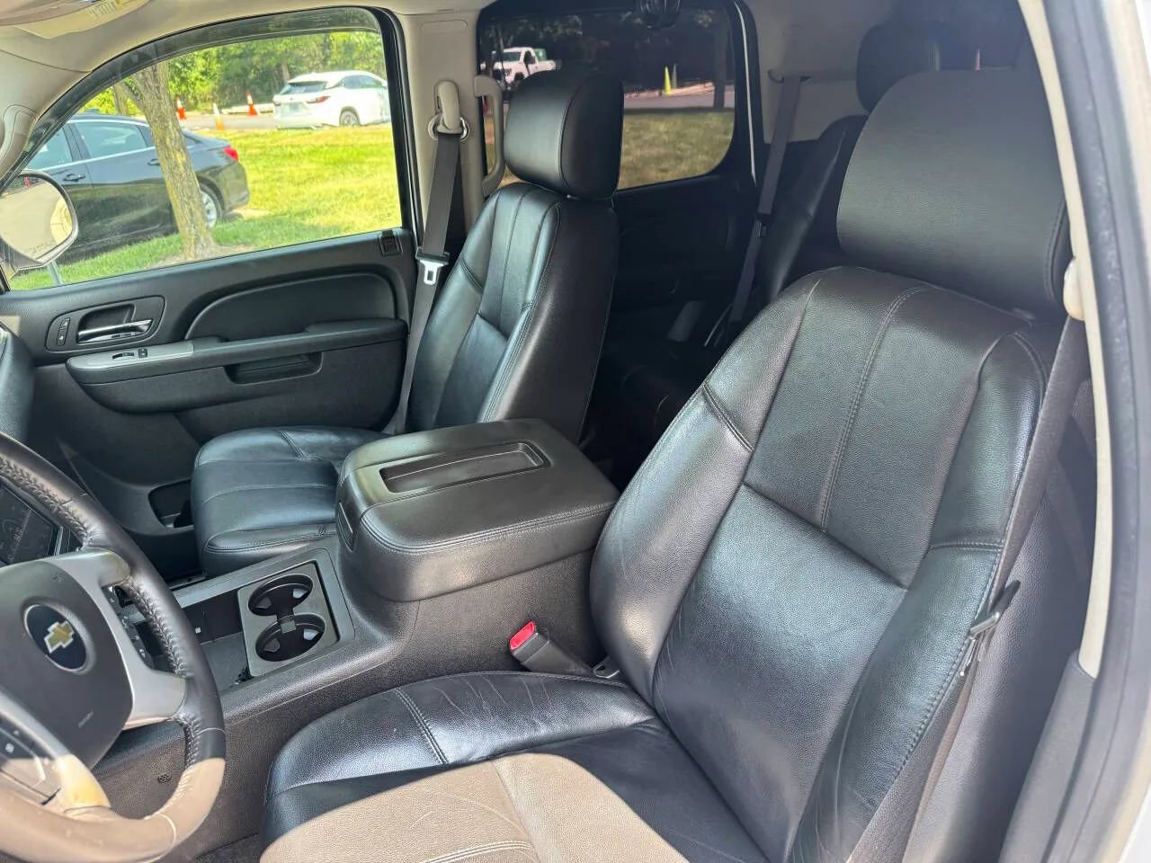 Used 2013 Chevrolet Tahoe LT w/ Suspension Package, Off-Road image 29