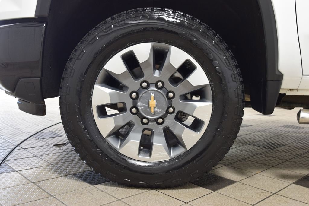 Used 2024 Chevrolet Silverado 2500 Custom w/ Custom Value Package image 20