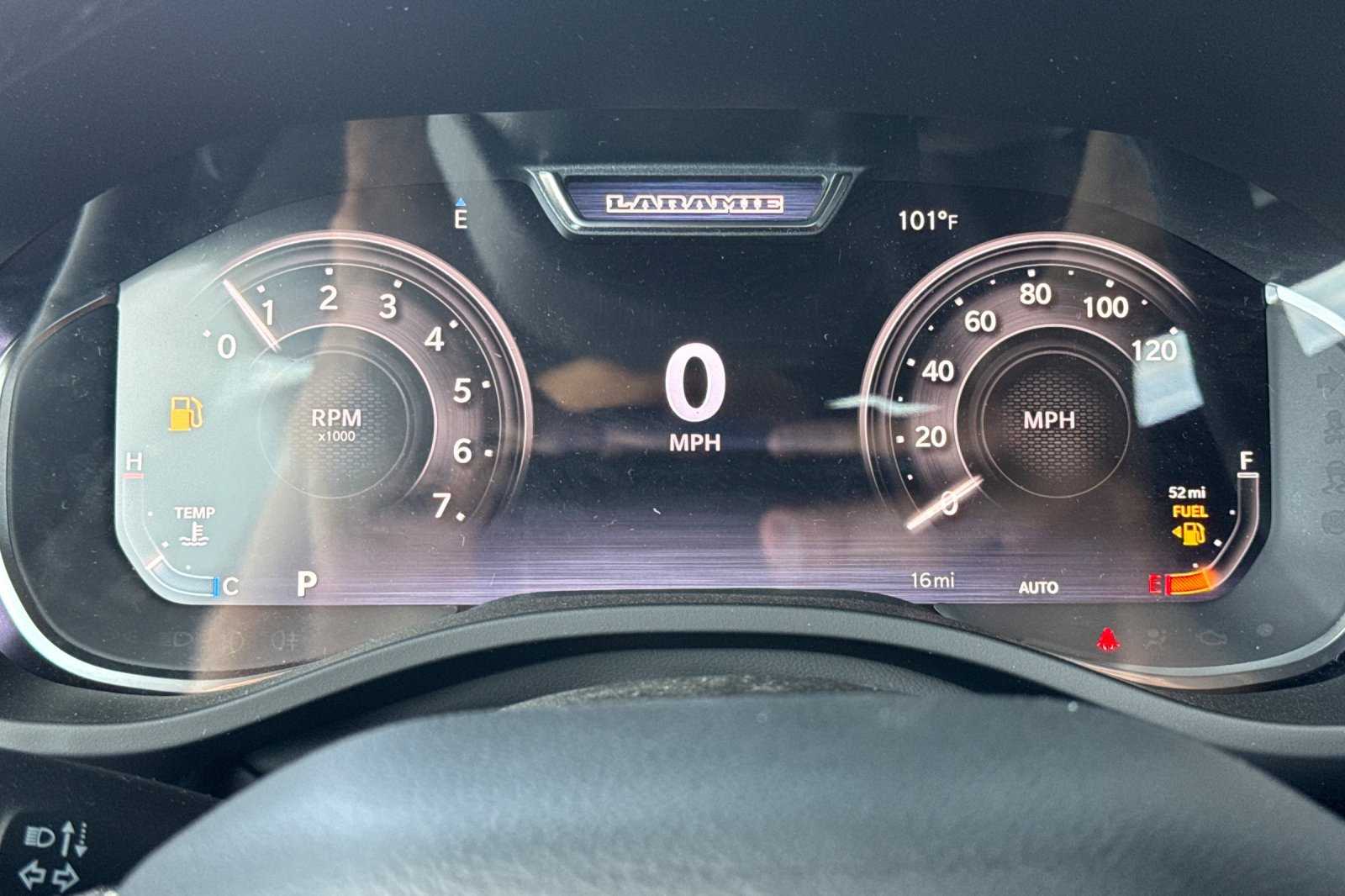 New 2026 RAM 1500 Laramie AWD/4WD image 23