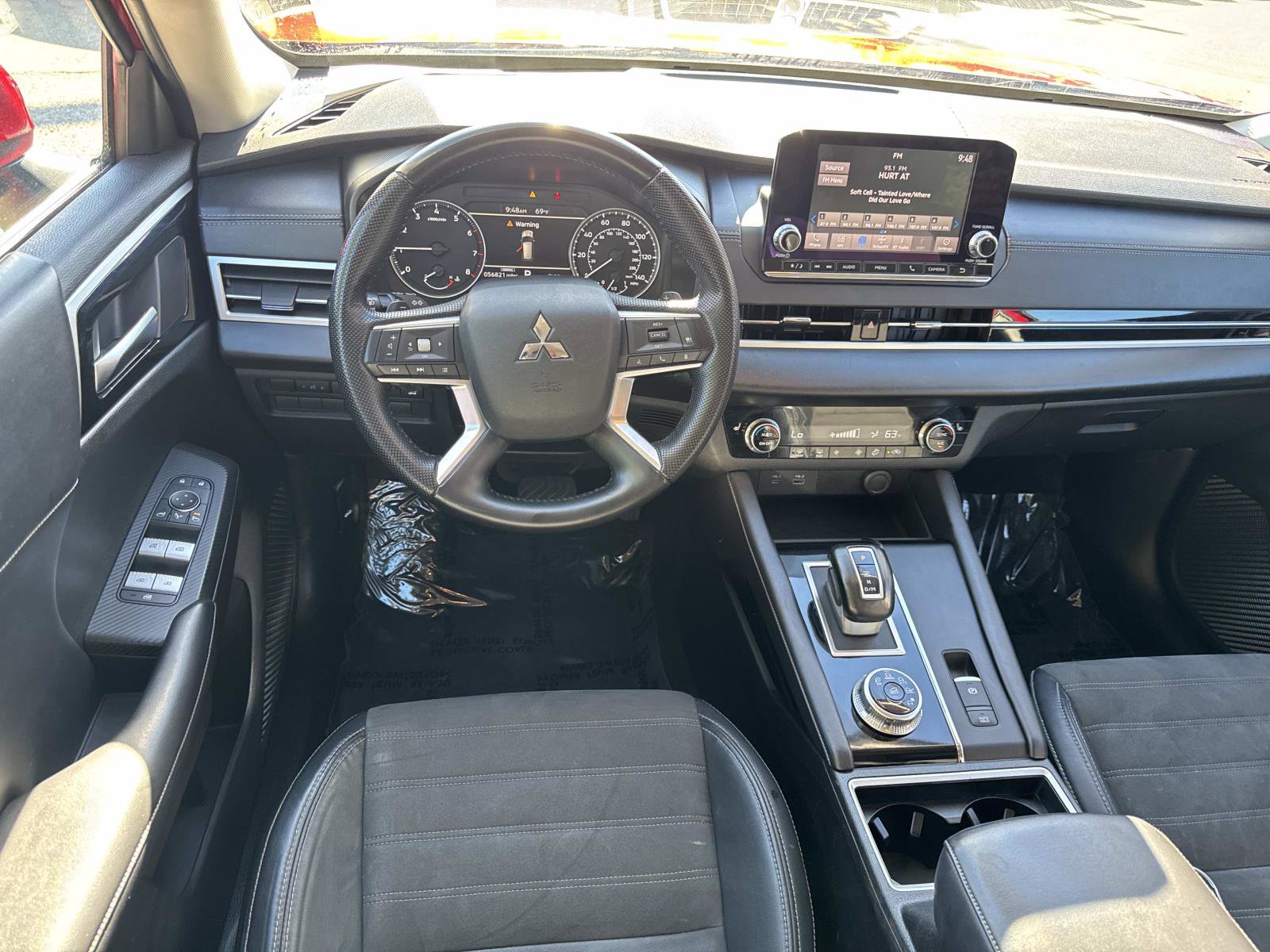 Used 2023 Mitsubishi Outlander SE image 8