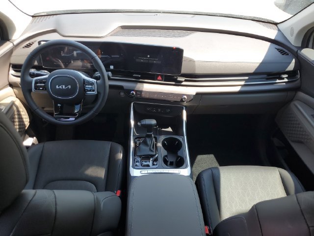 New 2026 Kia Carnival EX FWD image 8