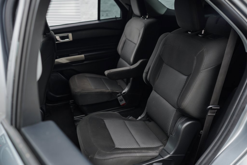Used 2023 Ford Explorer XLT image 23