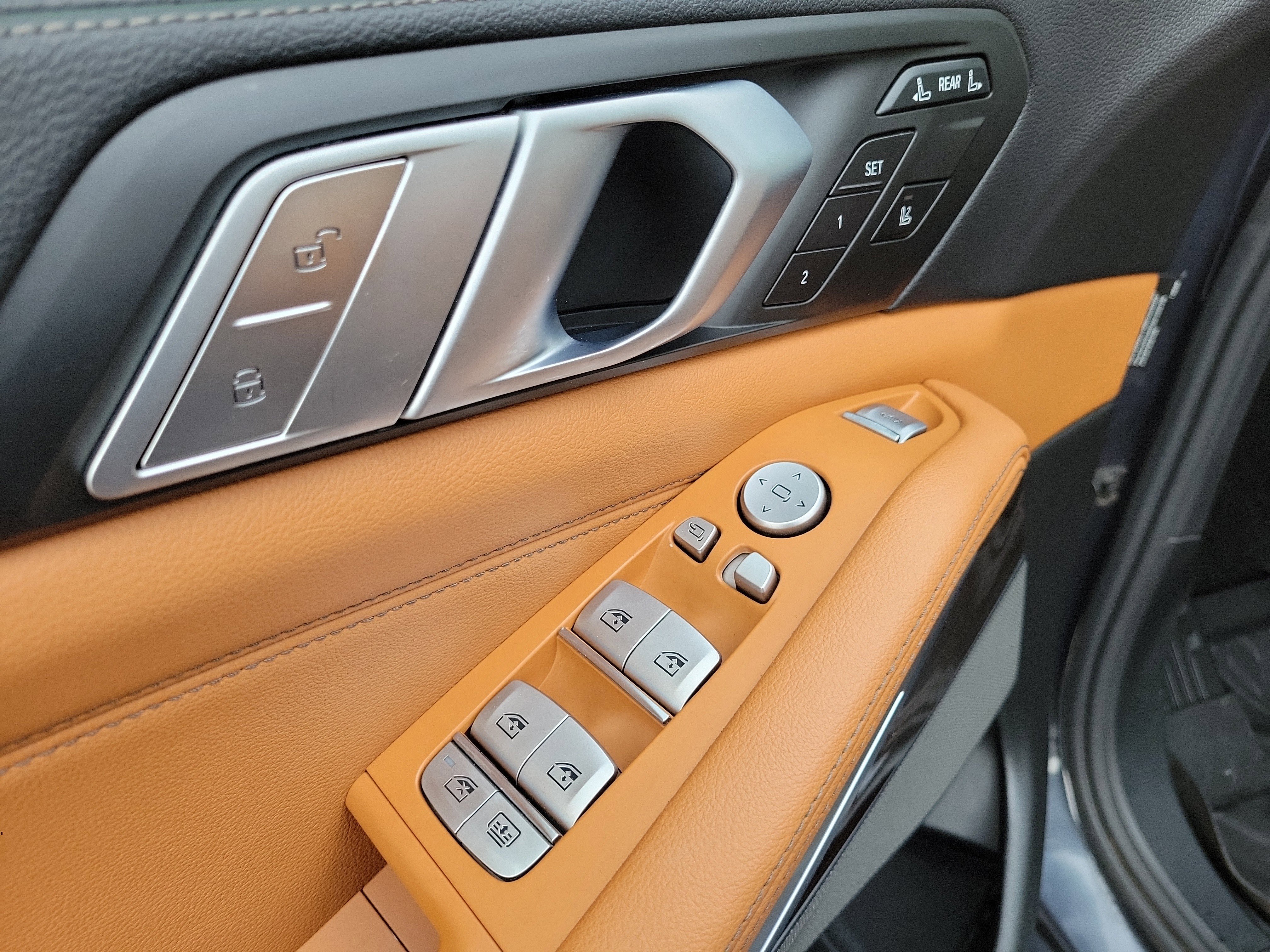 Used 2019 BMW X7 xDrive40i w/ Premium Package image 23