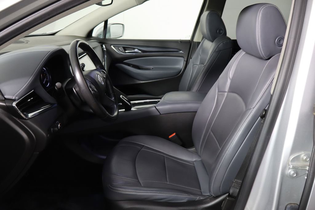 Used 2019 Buick Enclave Essence image 16