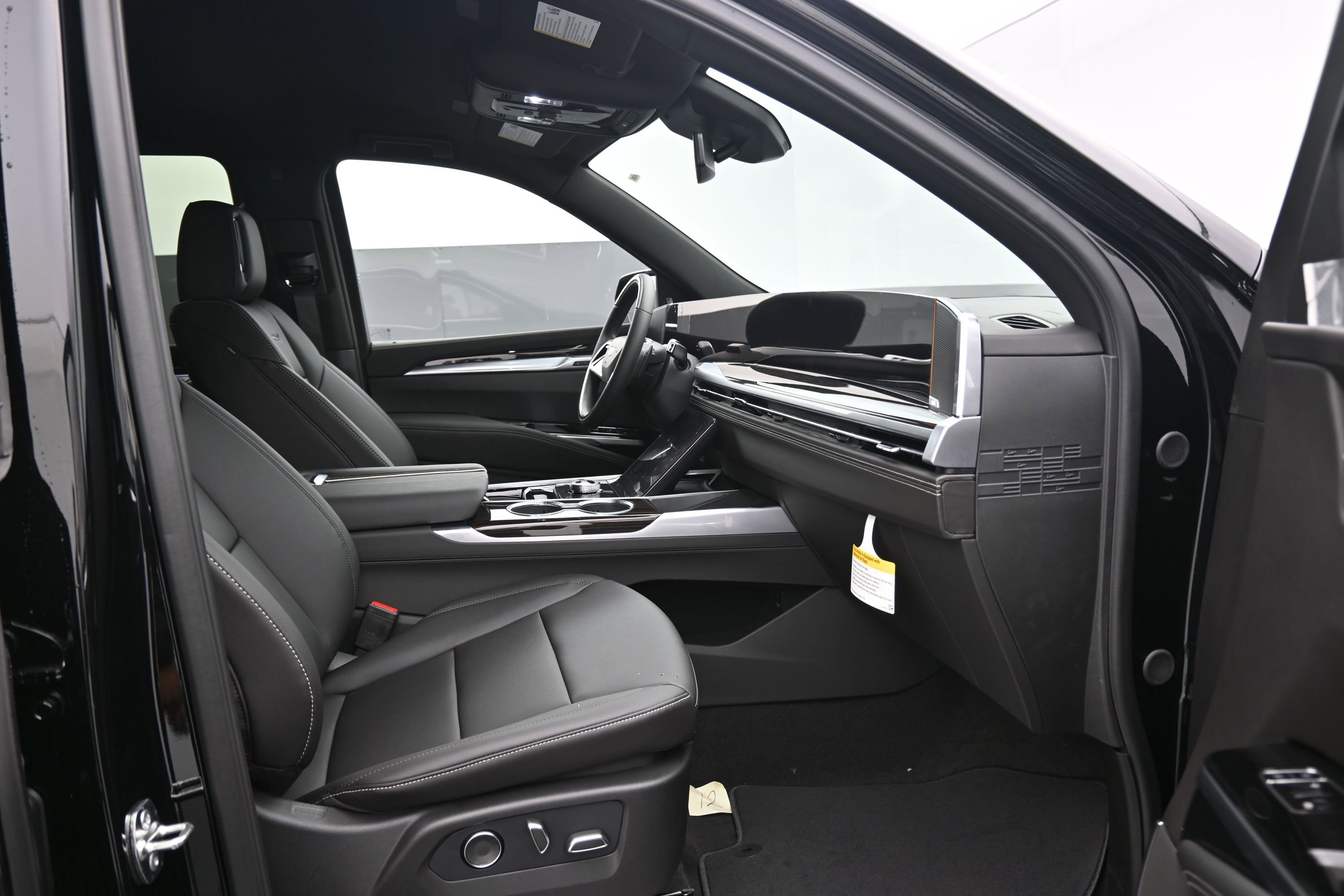 New 2026 Cadillac Escalade ESV 4WD image 13