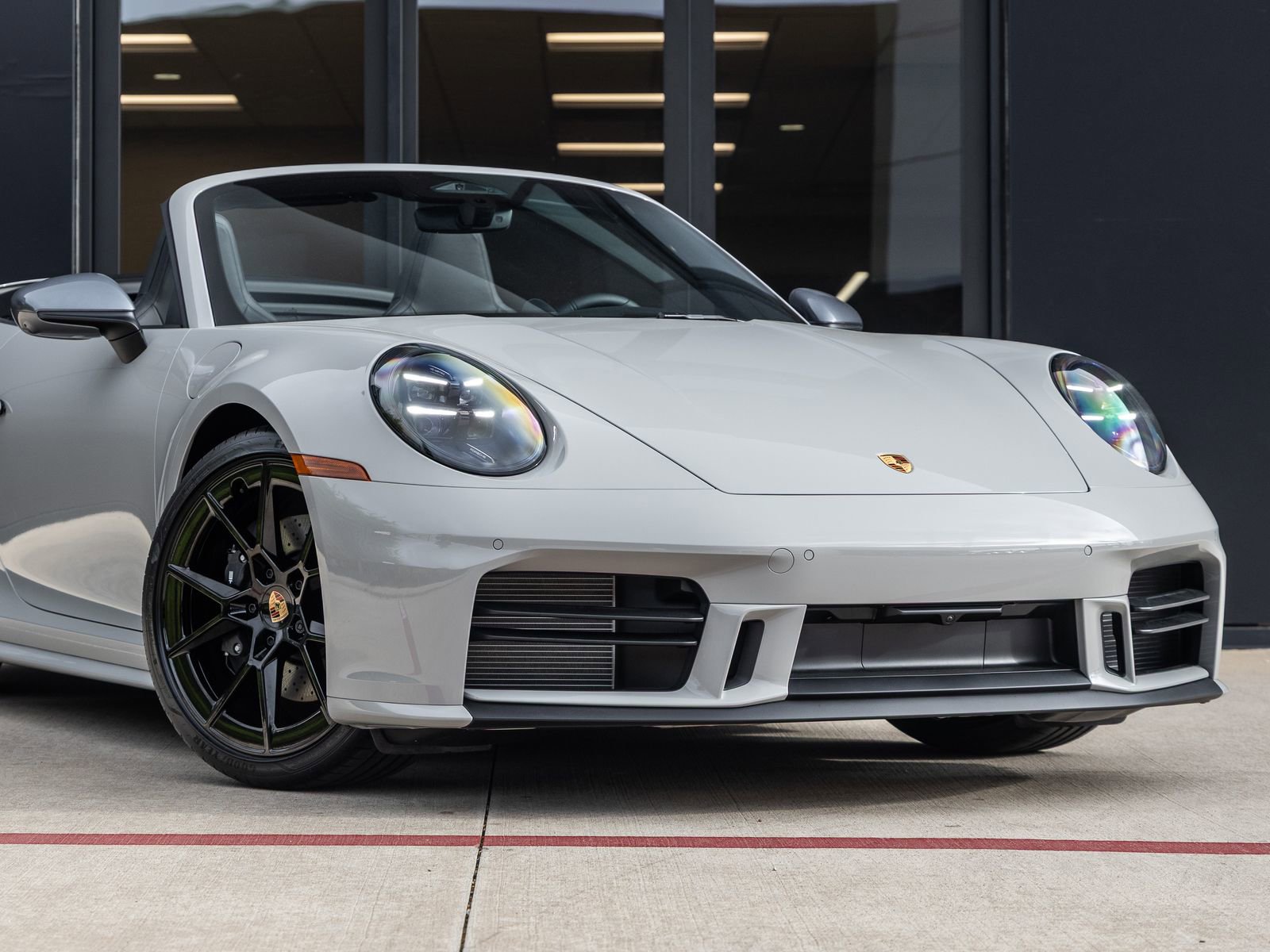 New 2026 Porsche 911 Carrera T image 9