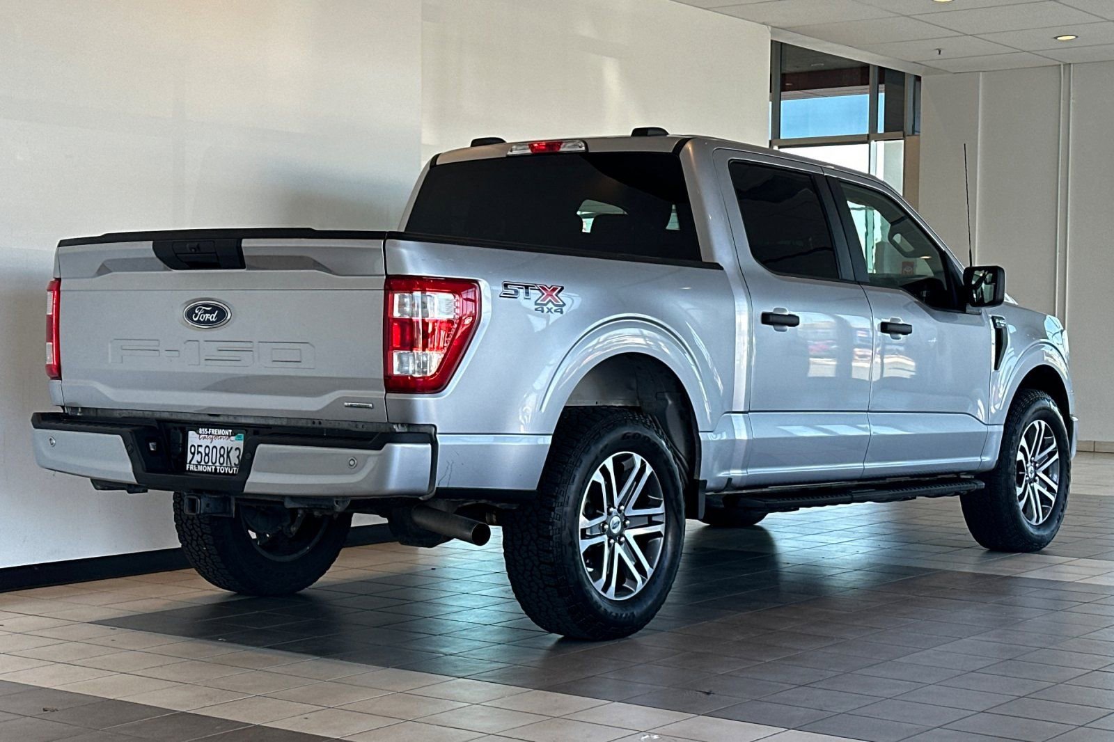 Used 2022 Ford F150 XL w/ STX Appearance Package AWD/4WD image 4