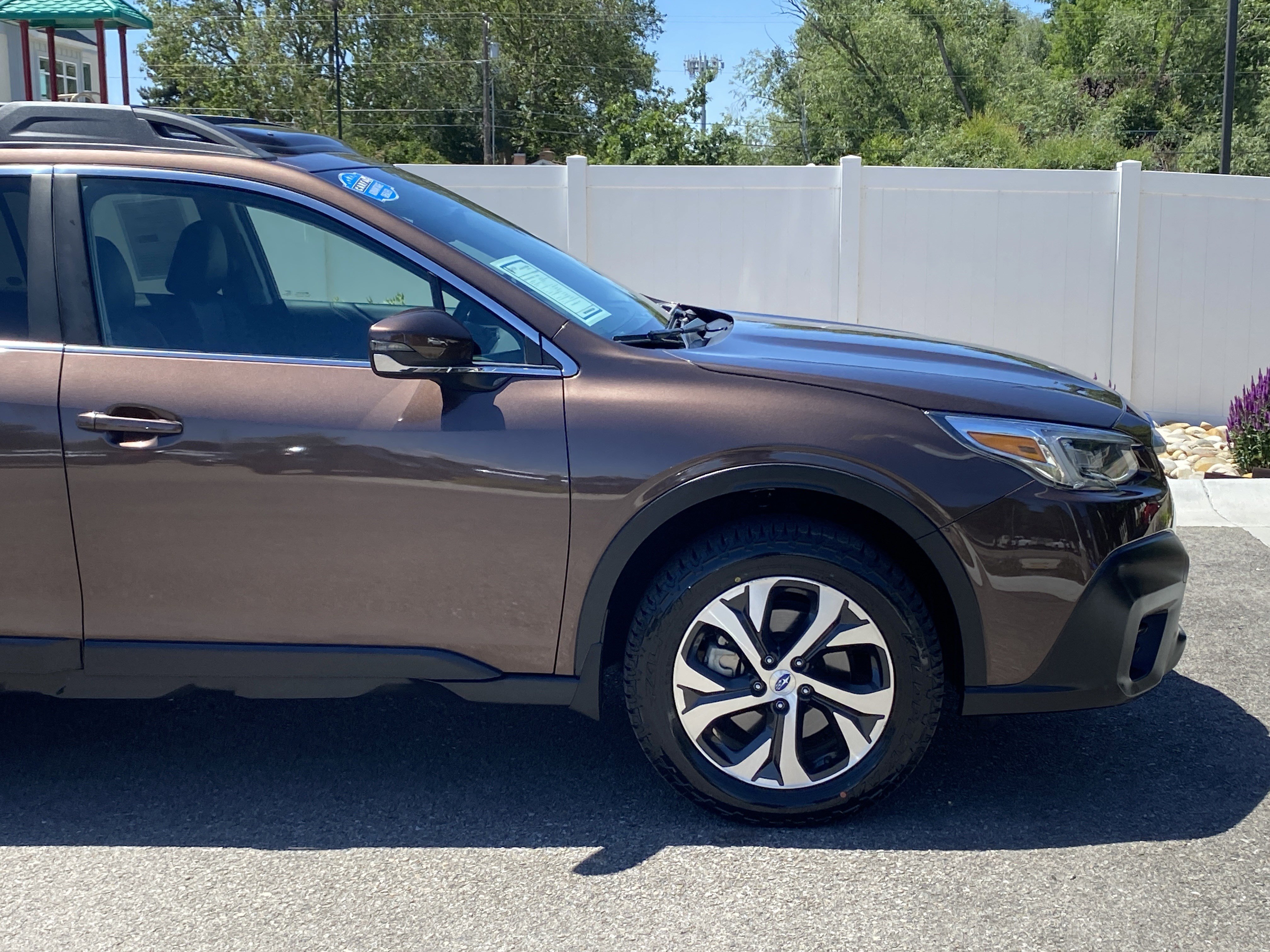 Used 2020 Subaru Outback Limited AWD/4WD image 8