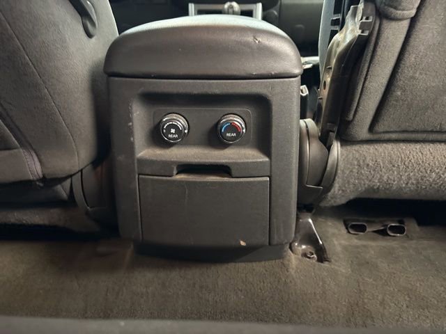 Used 2010 Nissan Pathfinder SE image 26