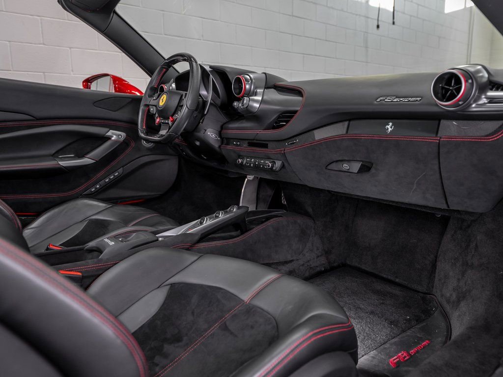 Certified 2022 Ferrari F8 Tributo image 15