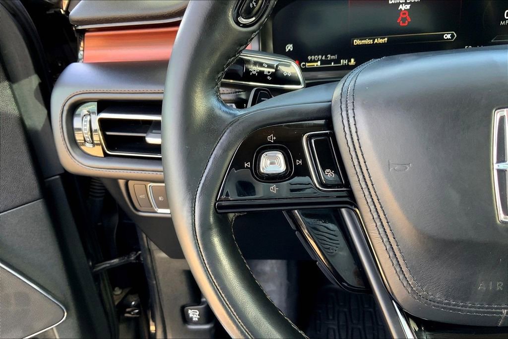 Used 2023 Lincoln Aviator Reserve w/ Equipment Group 201A image 17