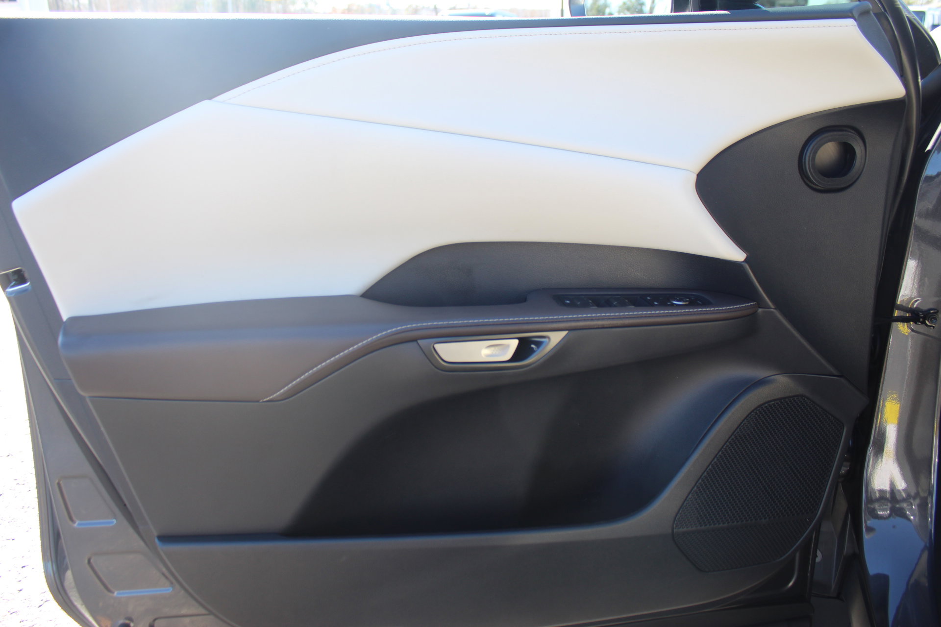 Used 2024 Lexus RX 350 Premium Plus w/ Convenience Package image 11