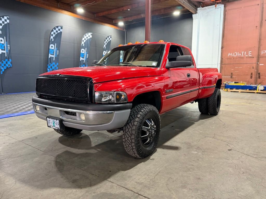 Used 1997 Dodge Ram 3500 Truck 4x4 Club Cab image 1