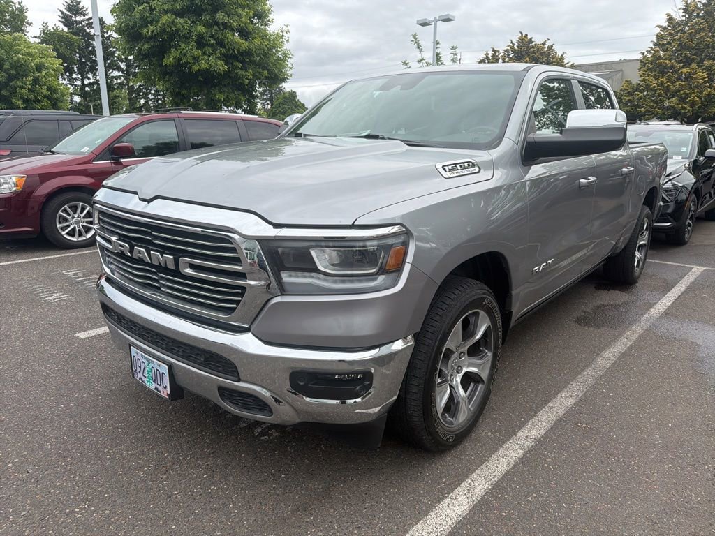 Used 2024 RAM 1500 Laramie AWD/4WD image 3