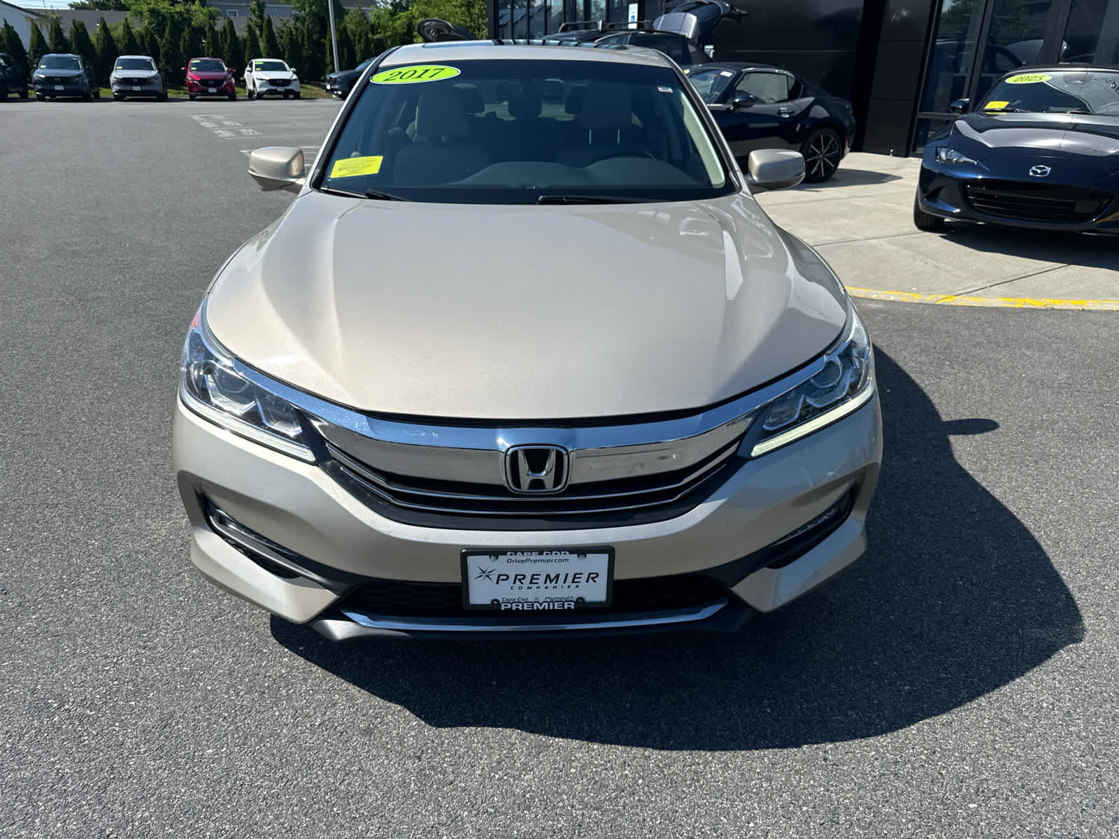 Used 2017 Honda Accord EX-L image 5