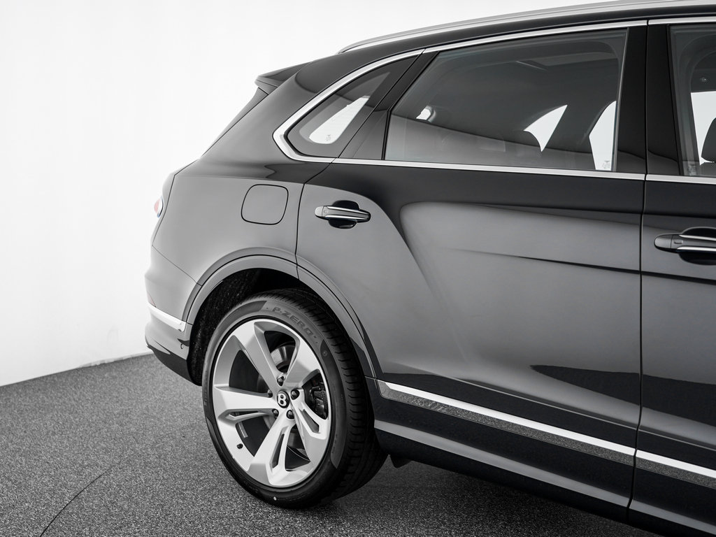 New 2026 Bentley Bentayga AWD/4WD image 45