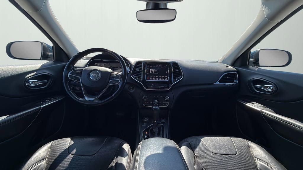 Used 2020 Jeep Cherokee Limited image 13