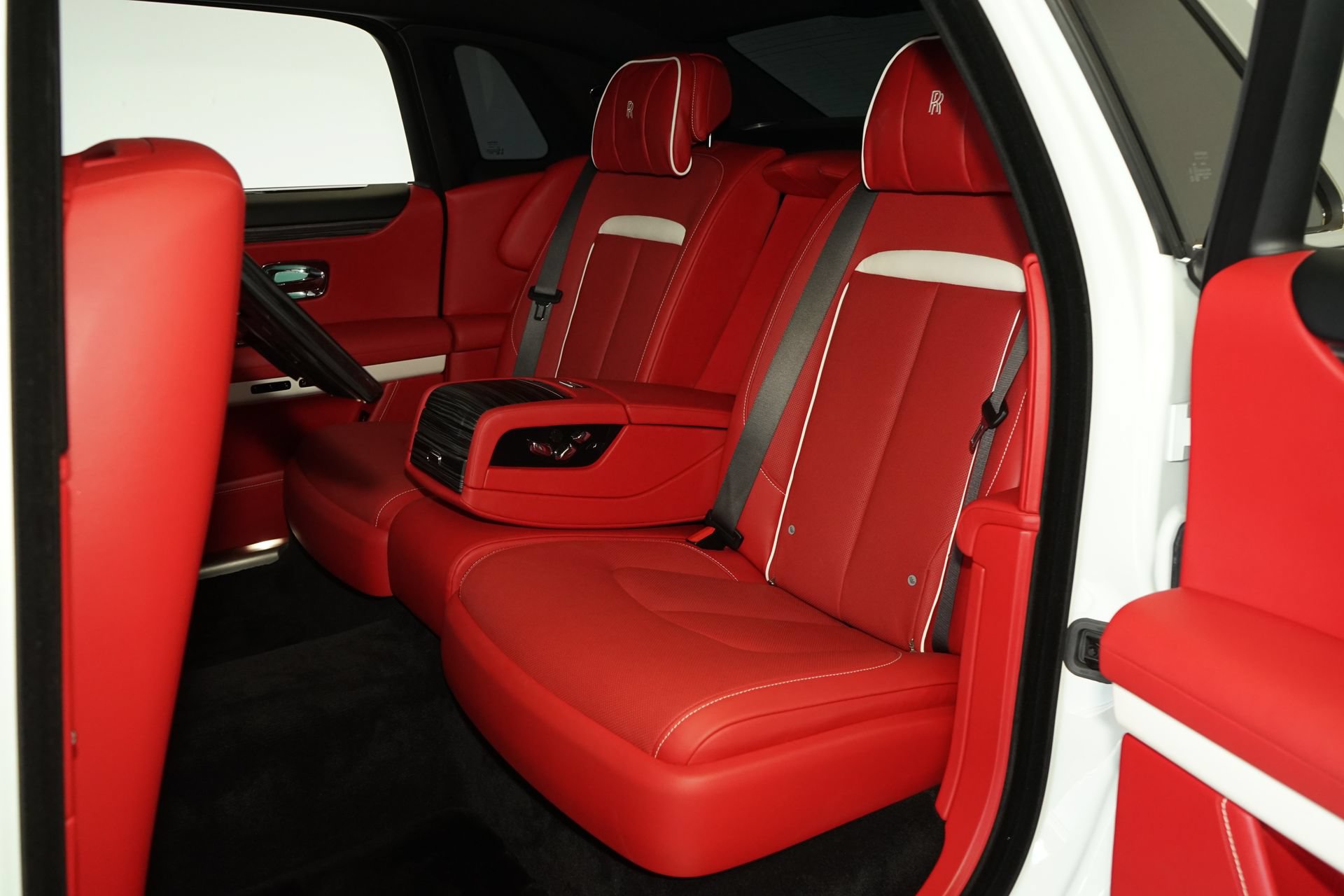 Used 2022 Rolls-Royce Ghost Extended Wheelbase AWD/4WD image 24
