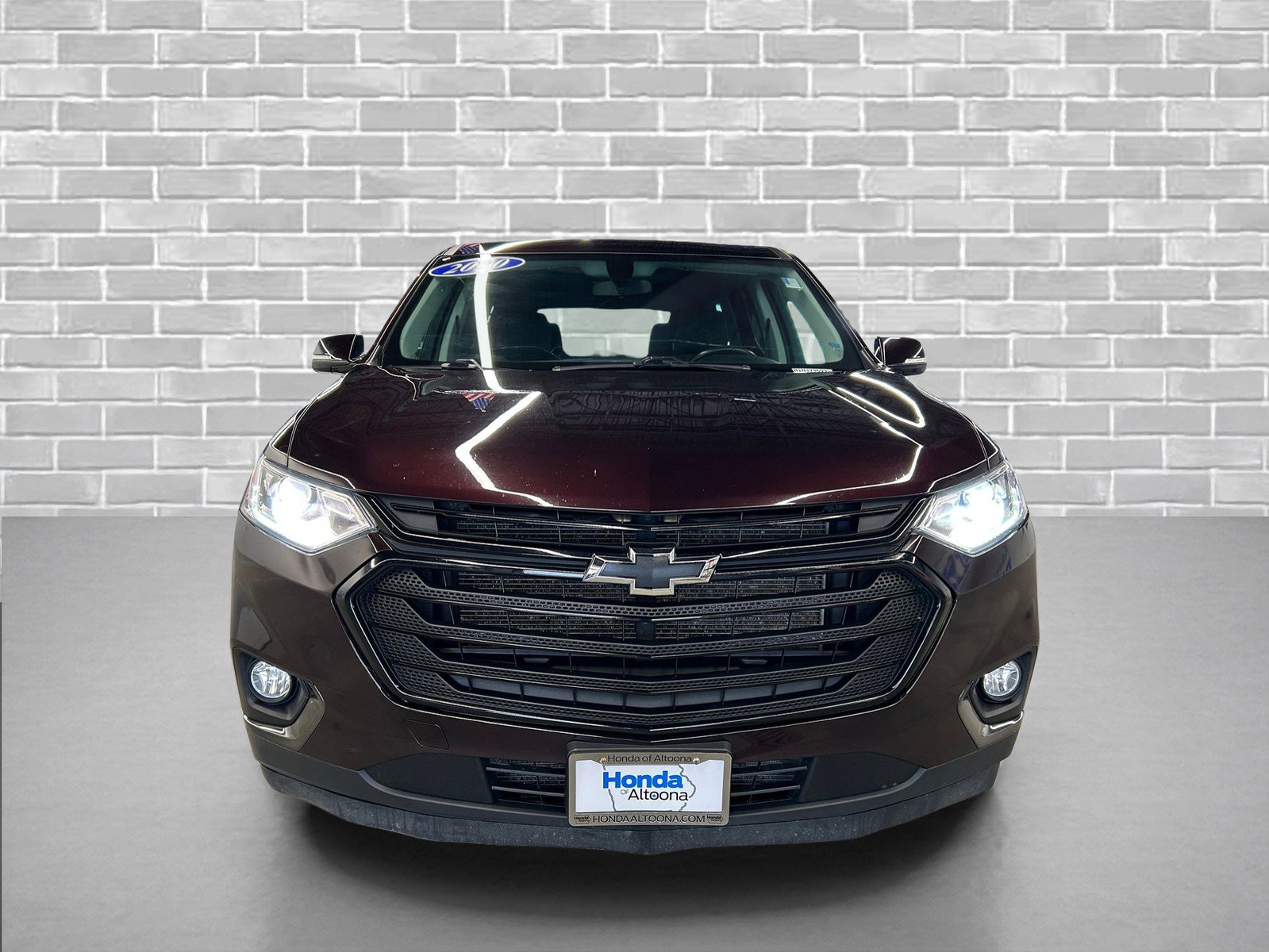 Used 2020 Chevrolet Traverse LT image 8