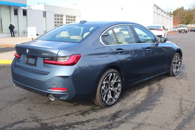 New 2026 BMW 330i xDrive Sedan w/ Premium Package image 10