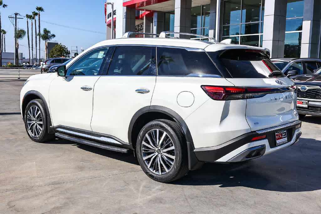 Used 2023 INFINITI QX60 Sensory AWD/4WD image 5