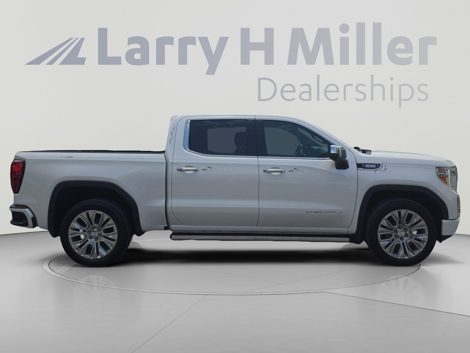Used 2022 GMC Sierra 1500 Denali w/ Denali Premium Package AWD/4WD image 6