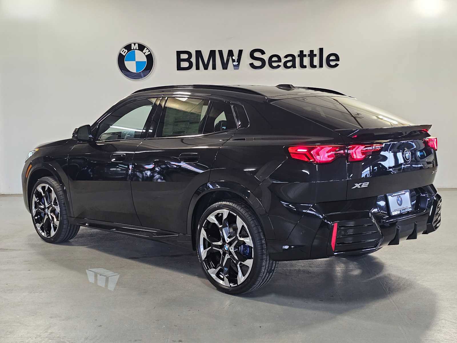 New 2026 BMW X2 xDrive28i w/ Technology Package image 4