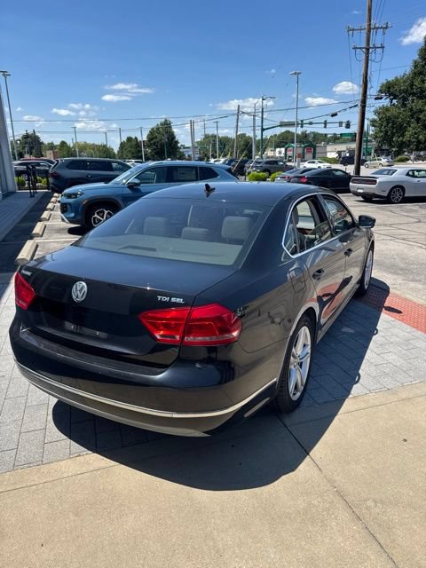 Used 2013 Volkswagen Passat TDI SEL Premium FWD image 7