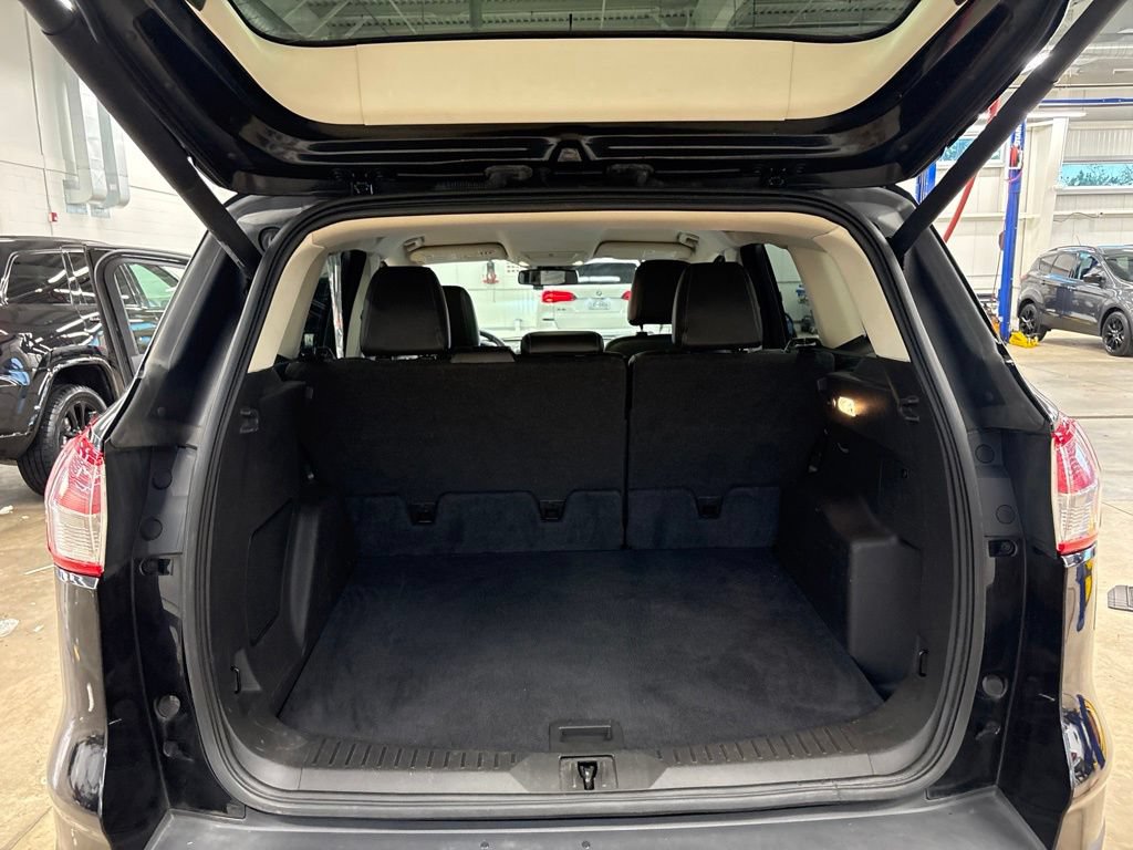 Used 2016 Ford Escape Titanium AWD/4WD image 18