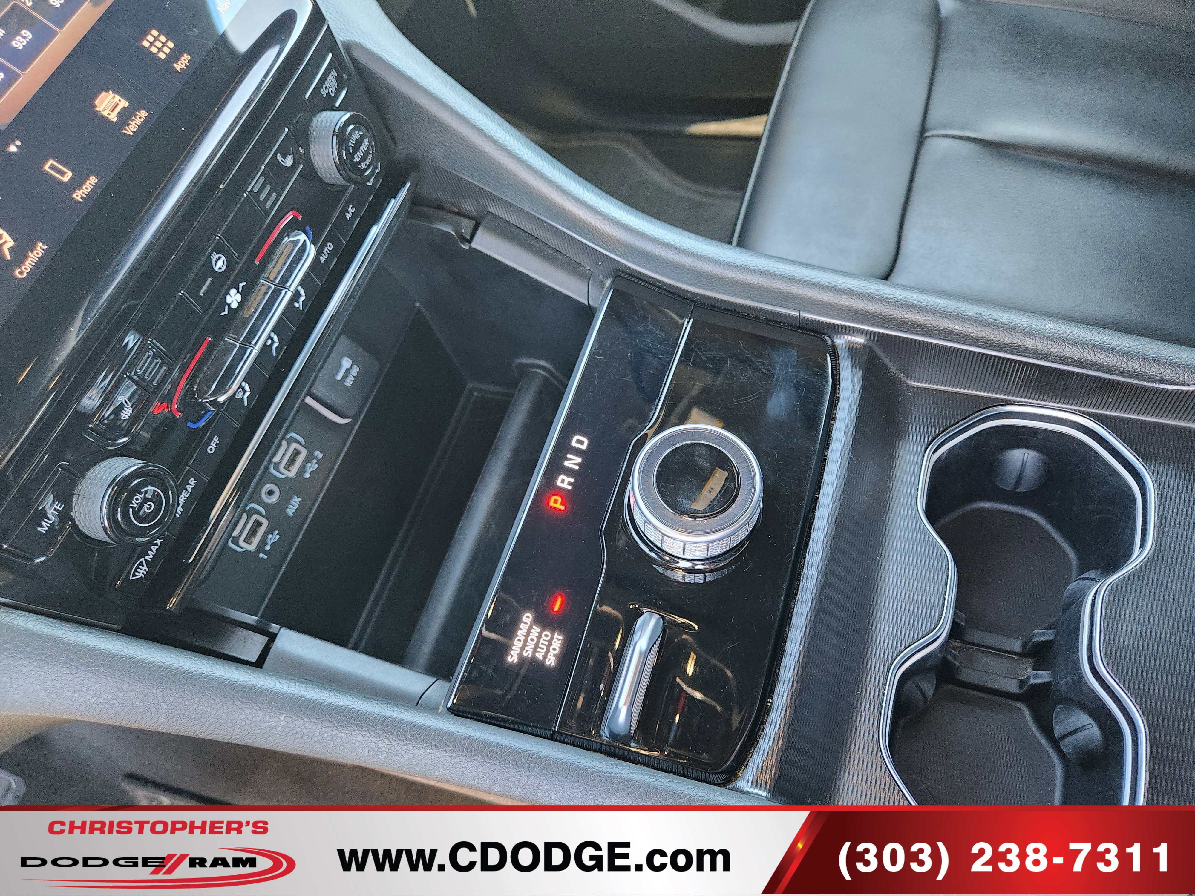 Used 2024 Jeep Grand Cherokee Limited image 16