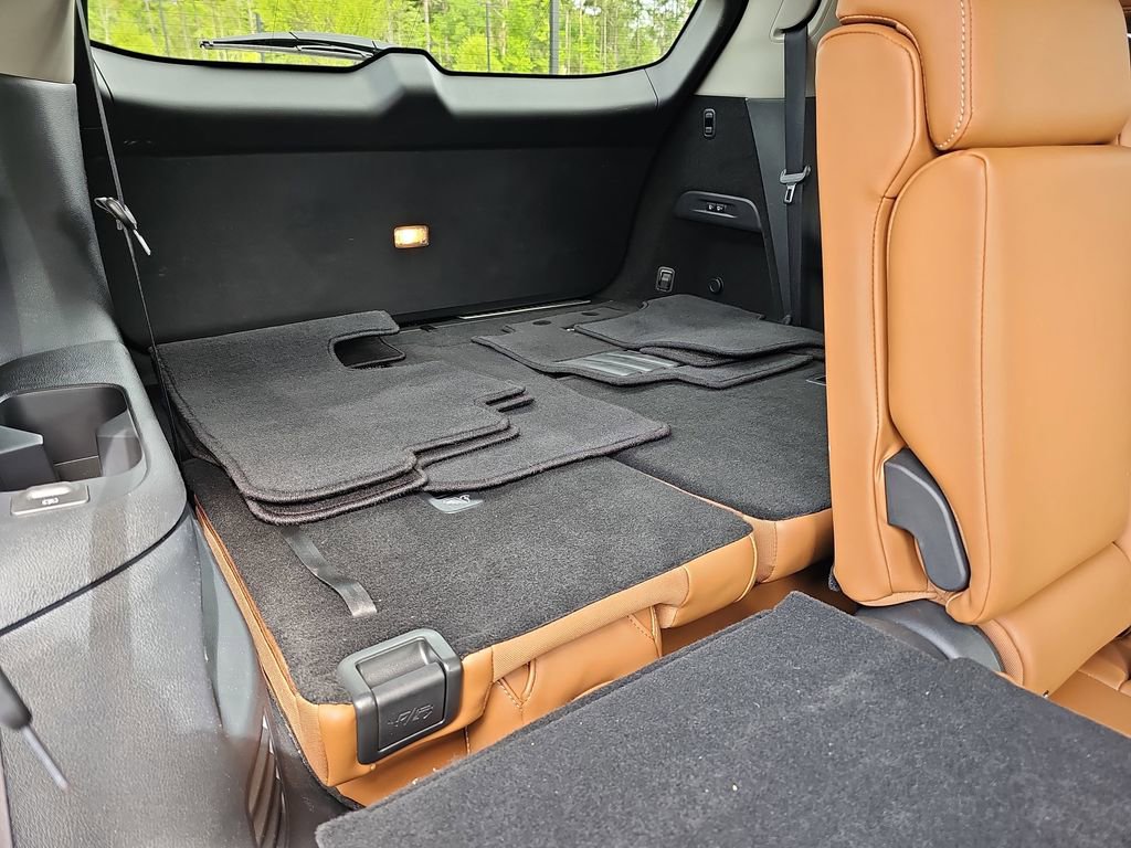 Used 2025 INFINITI QX60 Sensory image 15