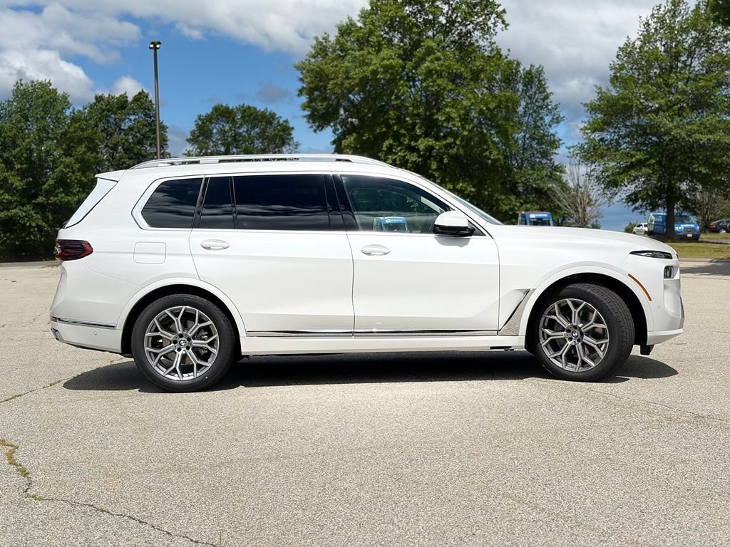 New 2027 BMW X7 xDrive40i AWD/4WD image 7