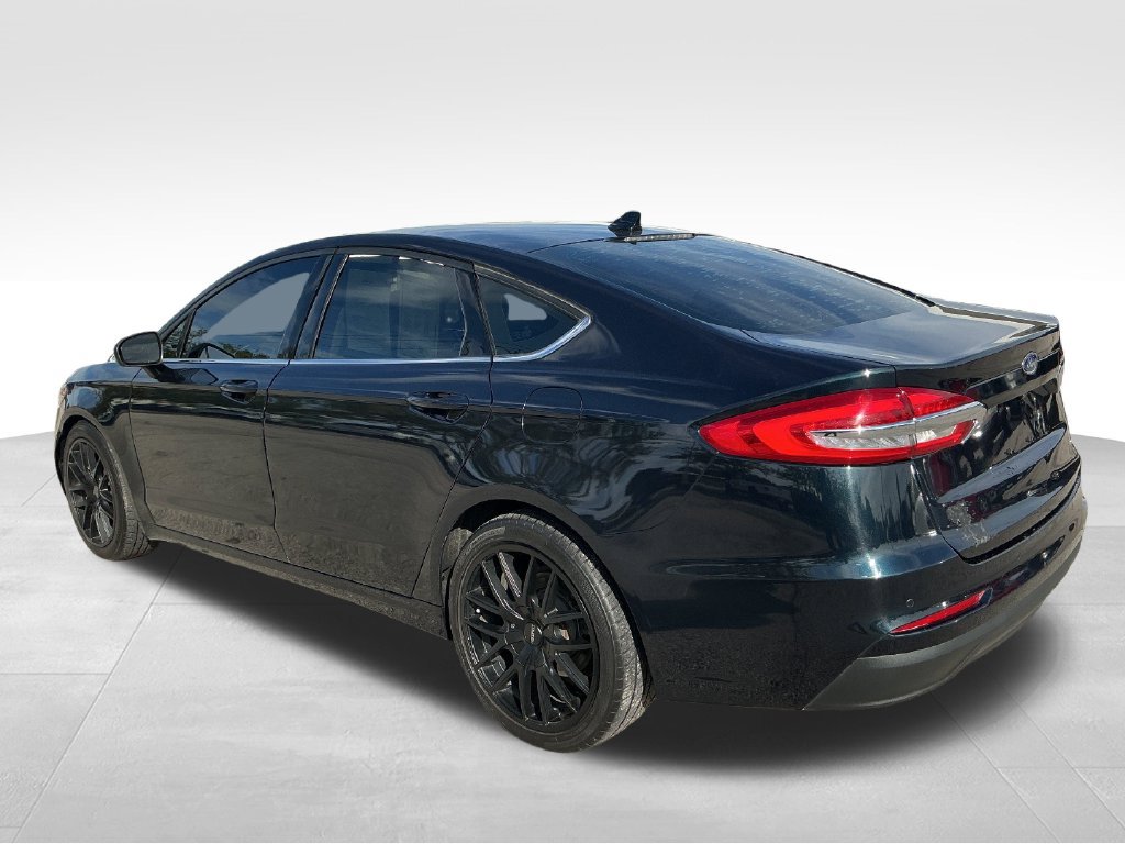 Used 2020 Ford Fusion SE FWD image 4