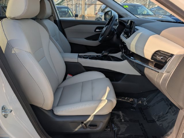 Used 2023 Nissan Rogue SL w/ SL Premium Package AWD/4WD image 11