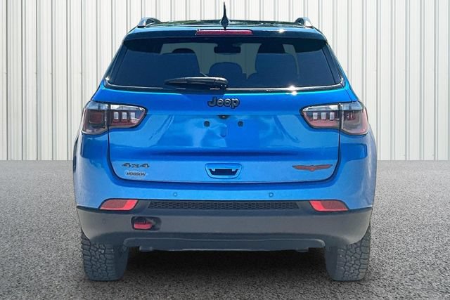 Used 2025 Jeep Compass Trailhawk AWD/4WD image 4