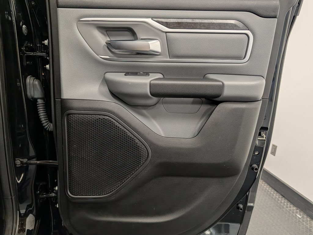 Used 2020 RAM 1500 Big Horn AWD/4WD image 26