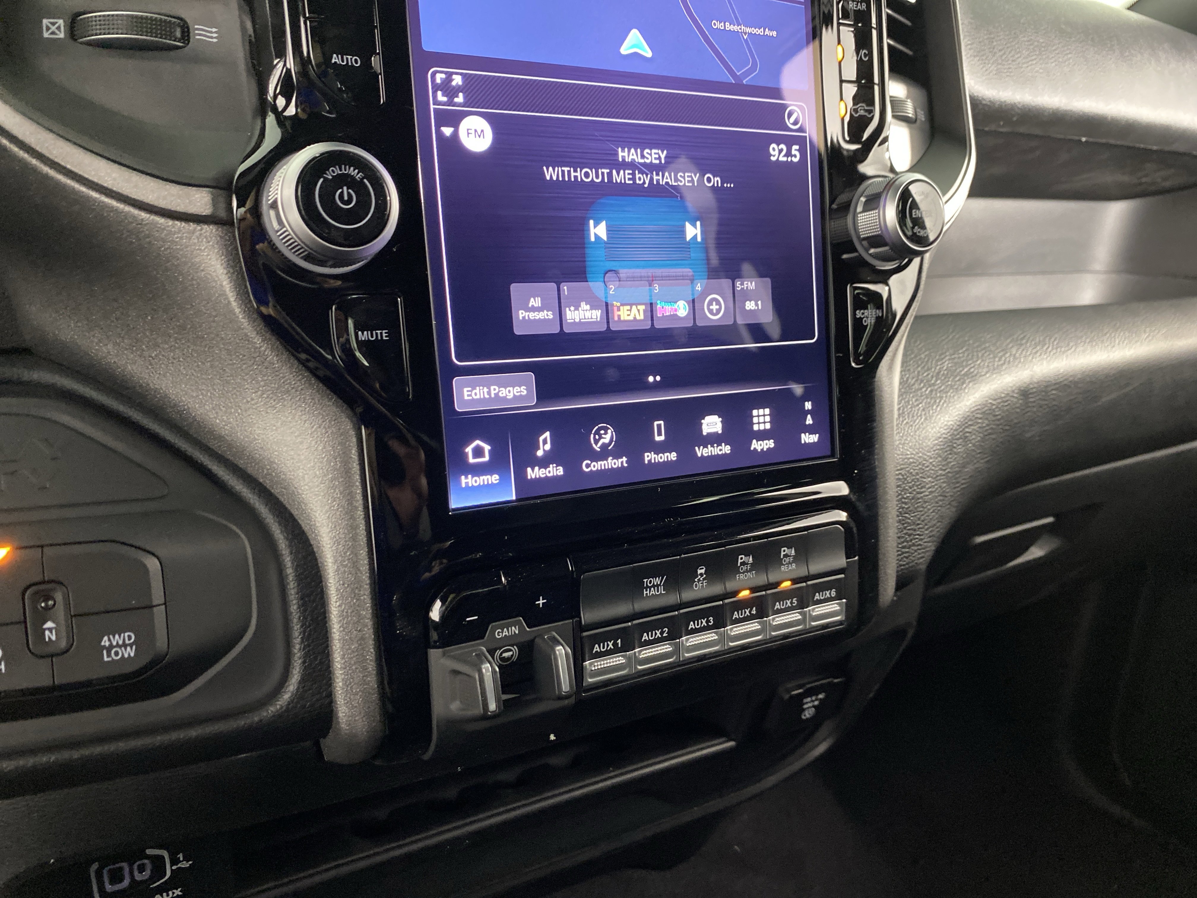 New 2026 RAM 2500 Tradesman image 25