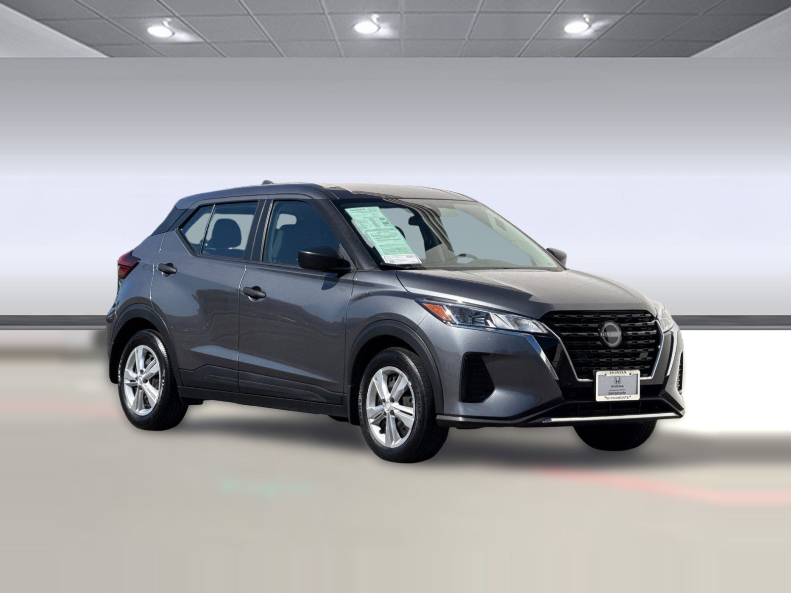 Used 2023 Nissan Kicks S image 6
