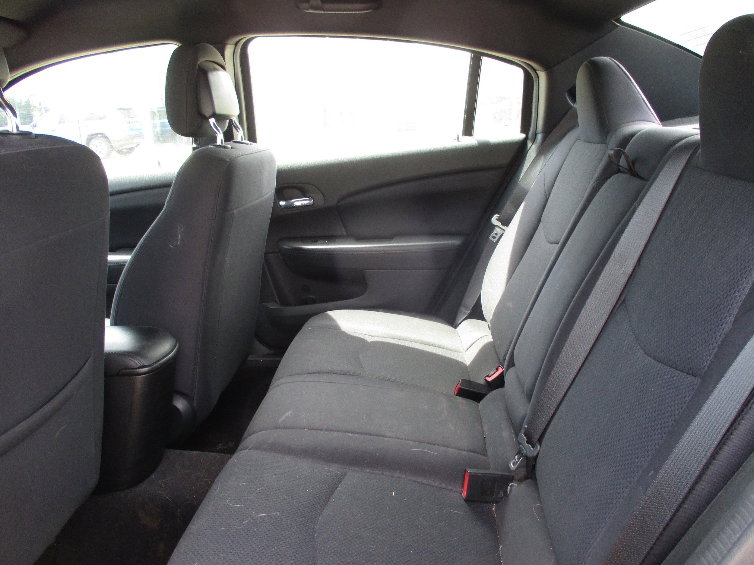 Used 2014 Chrysler 200 LX FWD image 14