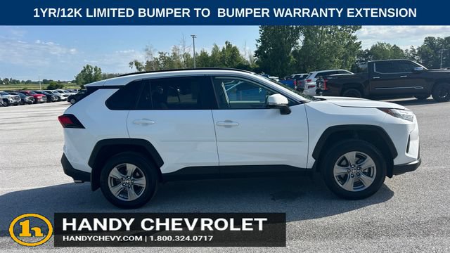 Used 2025 Toyota RAV4 XLE AWD/4WD image 2