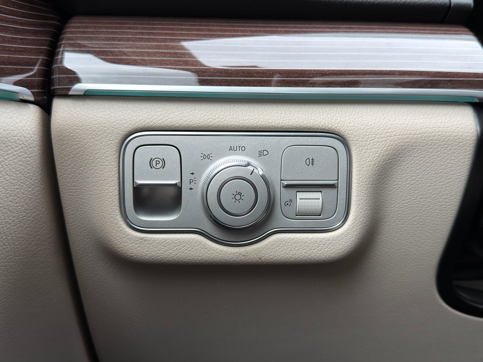 Certified 2022 Mercedes-Benz GLE 350 4MATIC image 28